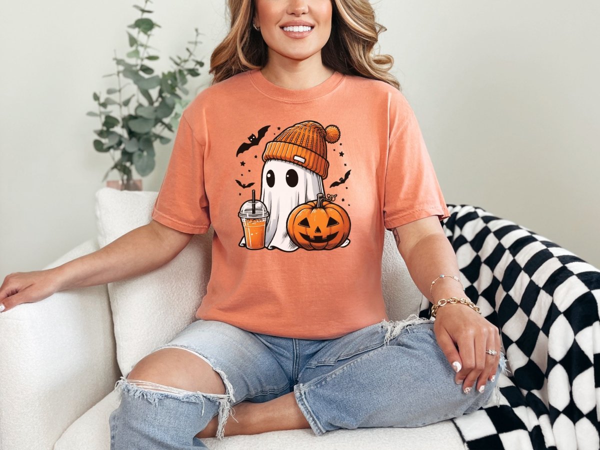 È La Stagione Di Halloween Fantasma E Zucca Maglietta Leggera In Cotone È La Stagione Di Halloween Fantasma E Zucca Maglietta Leggera In Cotone